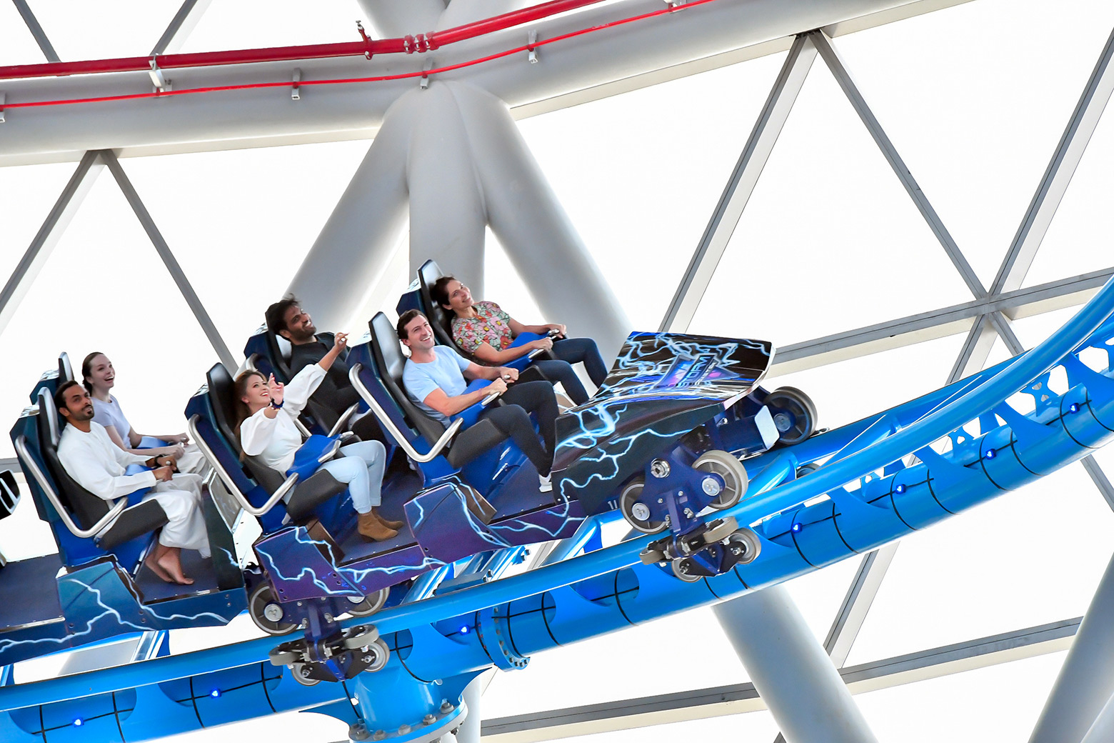 迪拜山庄购物中心风暴过山车