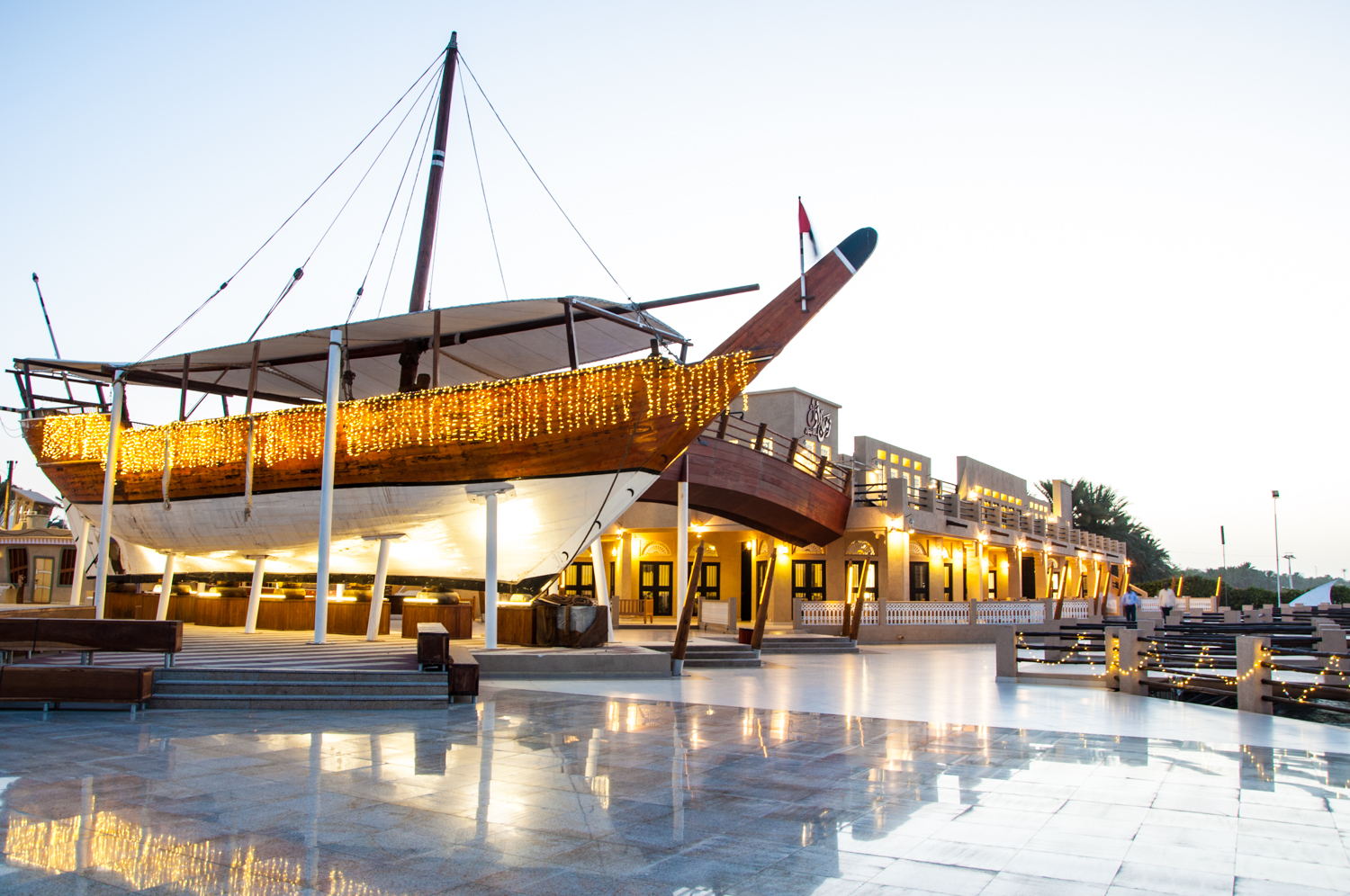 al-boomtouristvillagedubaiweekjpg