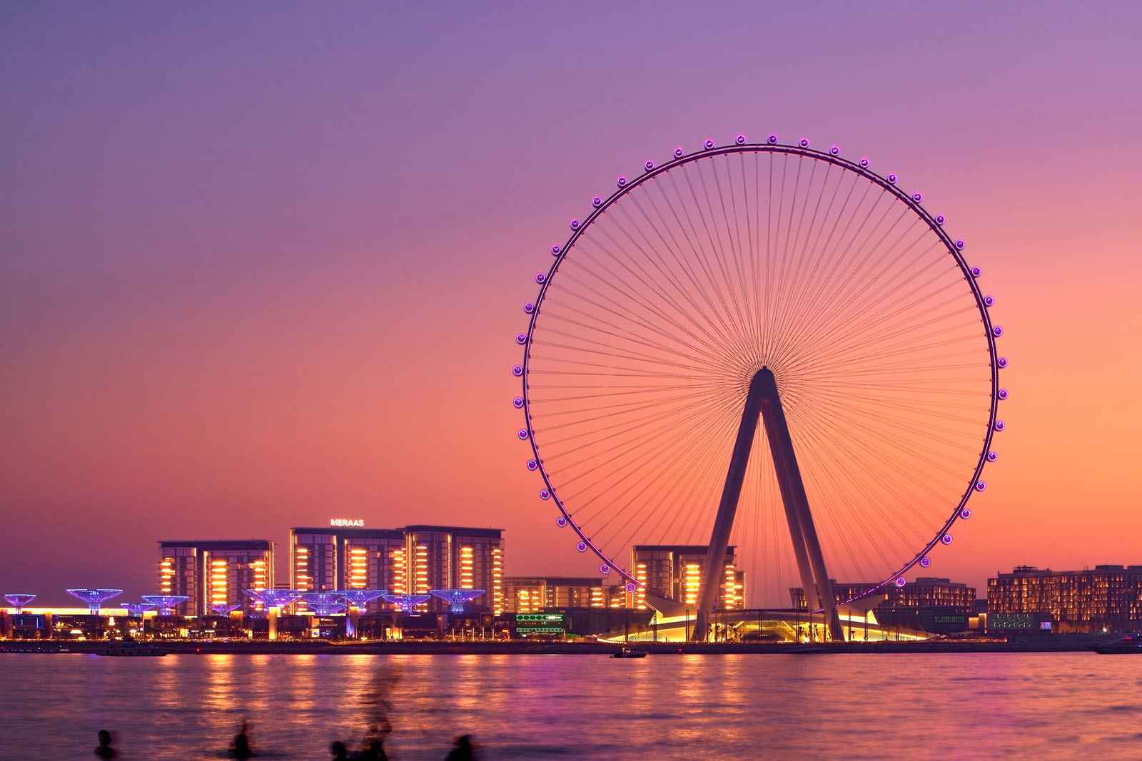 ain dubai bluewaters